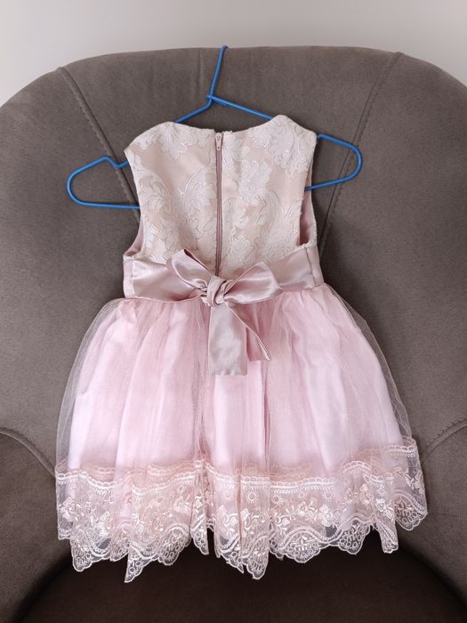 Официална рокля за бебе