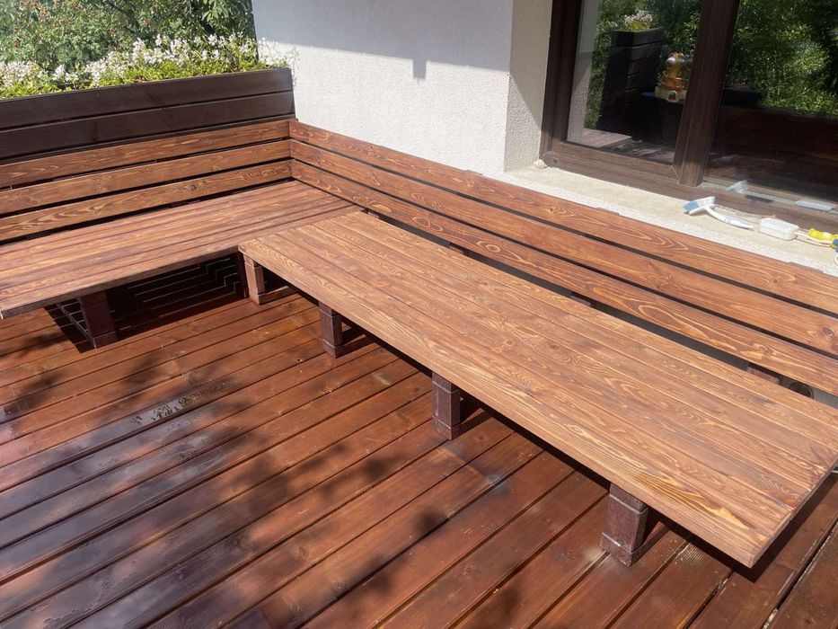 Градински диван