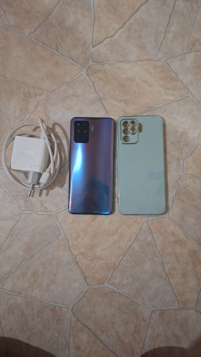 Продам б/у телефона