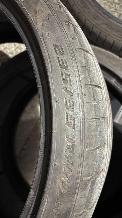 Летни гуми 4бр 235/35 R20 Pirelli P Zero 6.5мм DOT3424 за Tesla