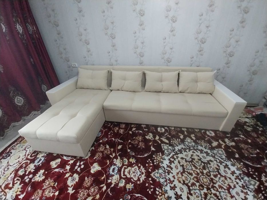 Продам      угловой   Диван