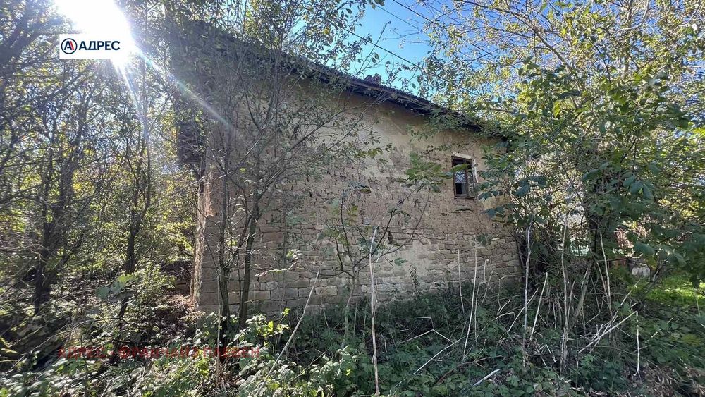 Къща в Ловеч, област-с.Тепава площ 47 цена 6900