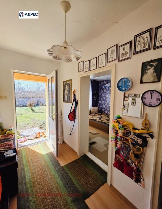 Къща в Плевен, област-с.Изгрев площ 50 цена 30000