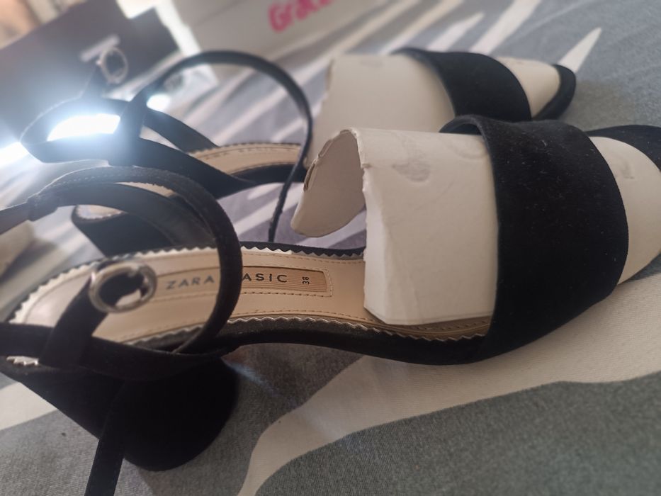 Pantofi superbi Zara preț negociabil