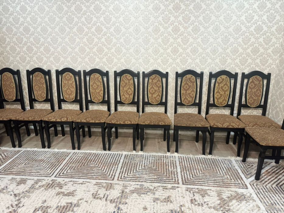 Стулья продается