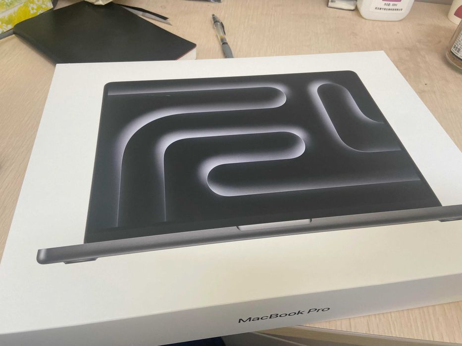 Новый MacBook Pro 14 M3! Бесплатная Доставка!