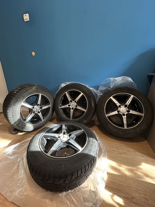 Продам резину с Дисками на Мерседес