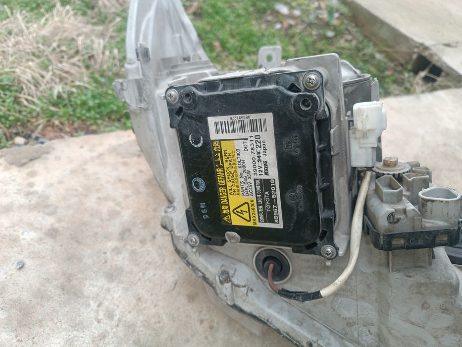 Фар тайота камри 45