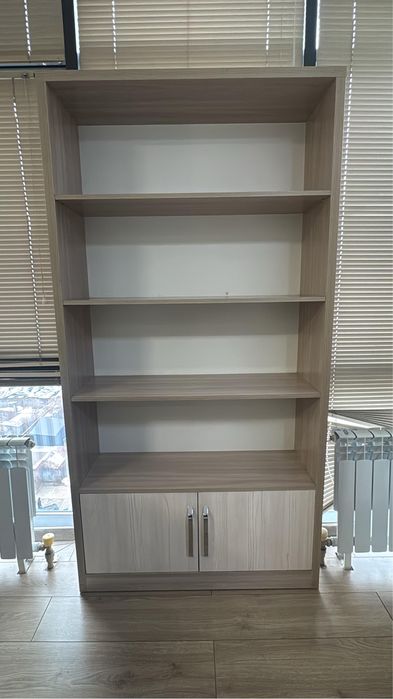 Продам полки в хорошем состоянии