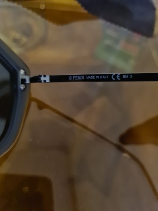 Очки  солнцезащитные