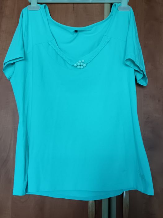 Vând Bluza Dama Mărimea XL
