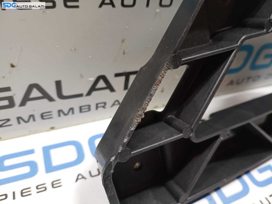 Suport Ghidaj Dreapta de la Bara Spoiler Spate Nou Opel Adam 2015 - 2017 Cod 13356516 [M3998]