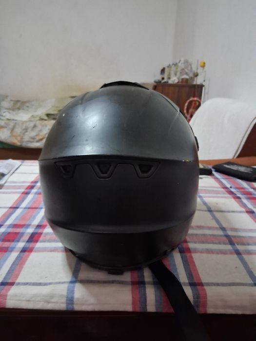 Продавам кросова каска