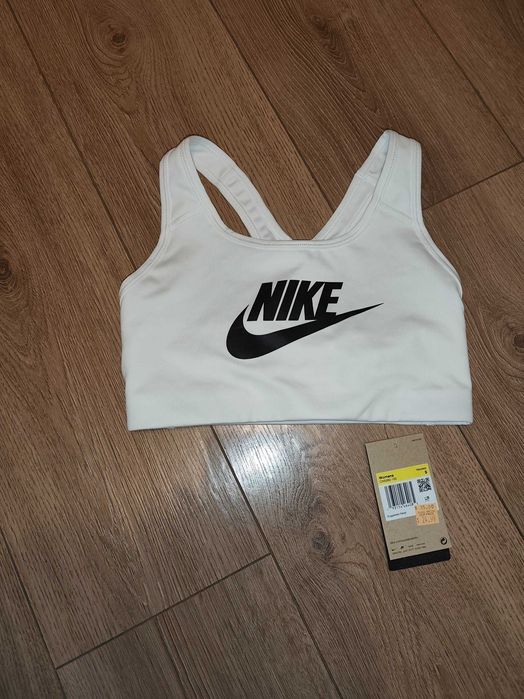 продам купальник, накидку и майку новые