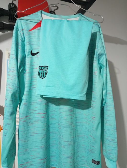 Продам футбольную форму