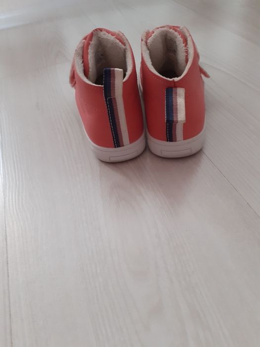 Детски високи кецове