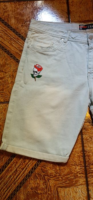 Blugi scurti terranova marimea 50