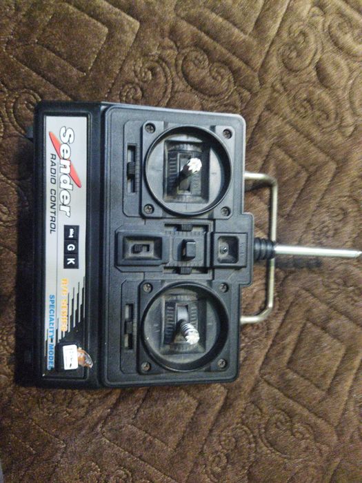 Продам танк на пульте управления