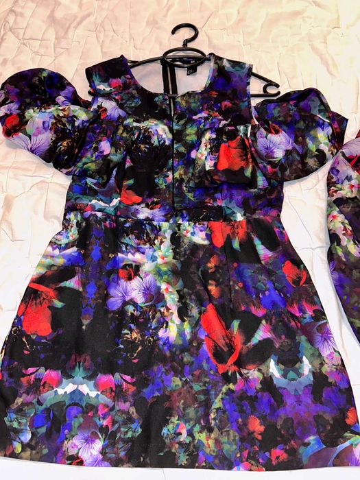 Нови с етикет маркови рокли