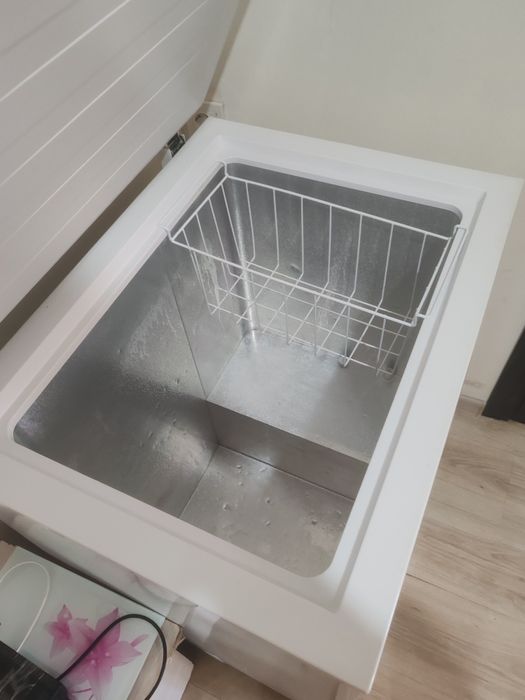 Морозильник хорошо