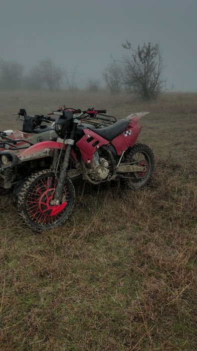 Vând sau schimb cross