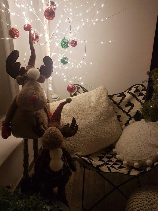 Продавам стол пеперуда