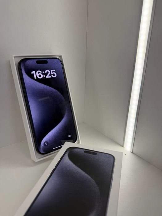 Продам Iphone 15 pro max 256GB