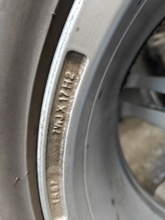 Джанти - Dezent 17"  -  7.5J, ET 45, 112