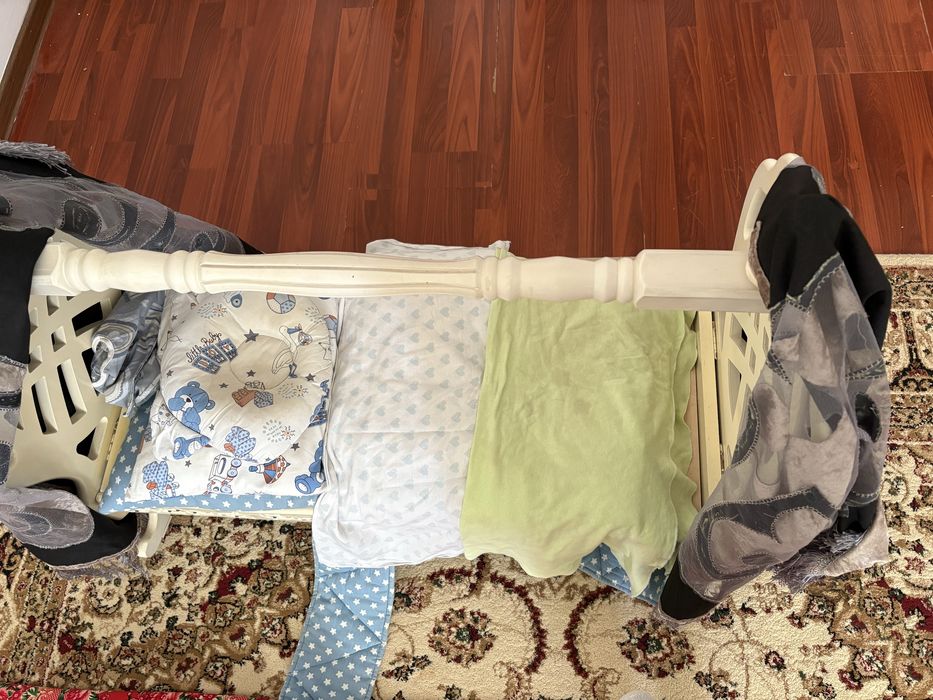 бесик береза дерево