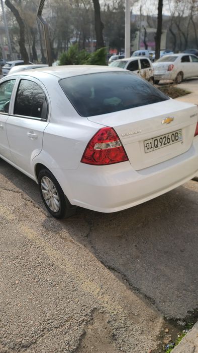 Nexia 3 sotladi zarilligi uchun