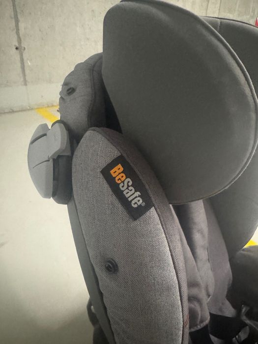 Scaun auto copii BeSafe iZi Combi X4 ISOfix – stare bună