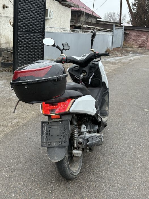 Обмен на м8 с доплатой