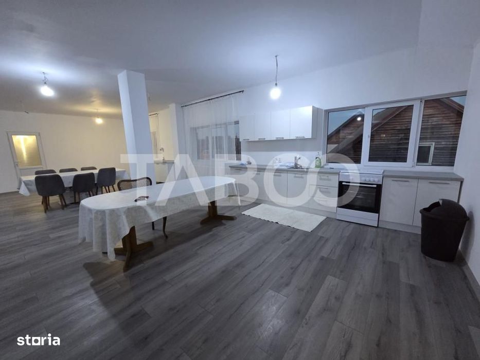 Casa de inchiriat 9 camere 5 bai prima inchiriere