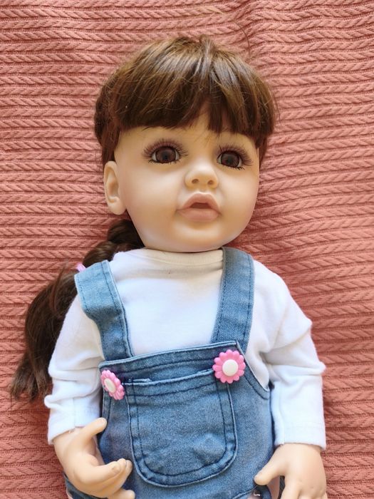 Кукла Reborn с длинными волосами