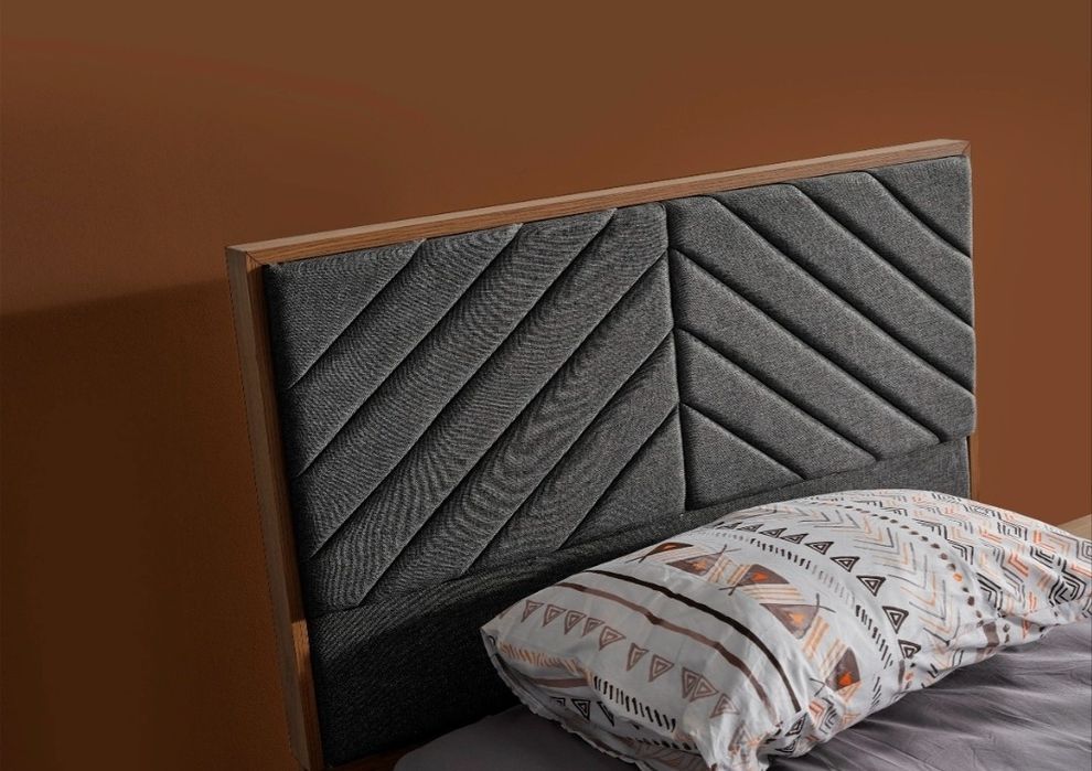 Юношеско обзавеждане