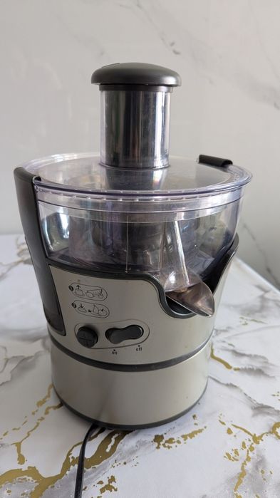 Продам соковыжималку