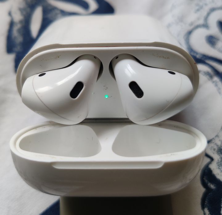 Apple Airpods A1602