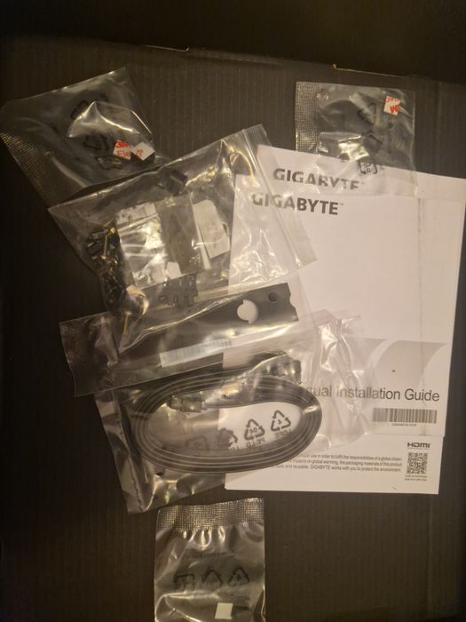 Vand placa de baza X870E Aorus Elite