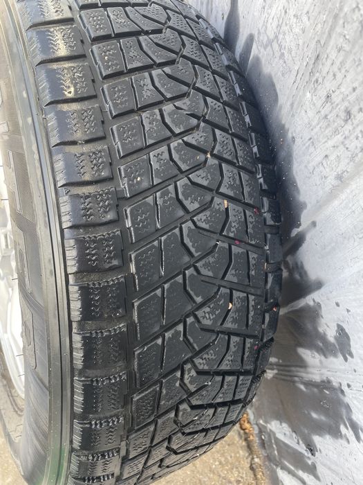 Шина с диском 1 сезон ездил