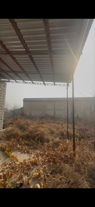 Назарбек тарновда 6 сотих ер