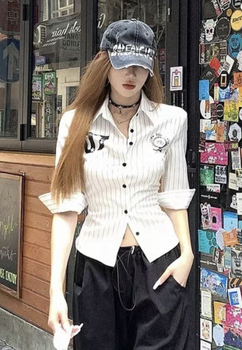 Рубашка с завязками сзади