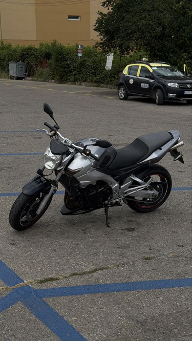 Suzuki GSR 600 2006