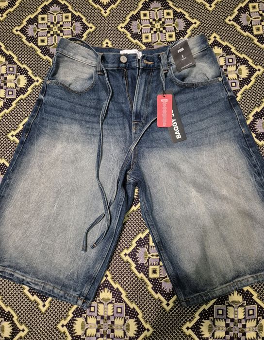 Летни къси панталони и дънки, размери L XL