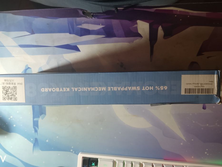 Tastatura gaming epomaker ek68