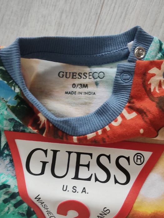 Compleu Guess bebe 3 luni