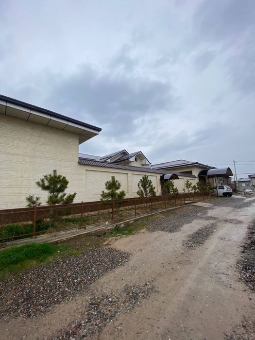 Uy sotiladi 4,5 sotix