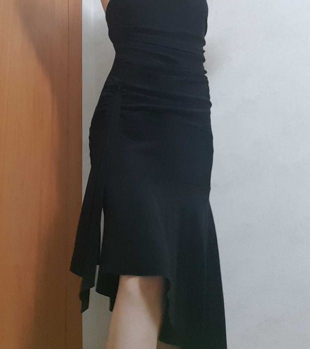 Платье                           .