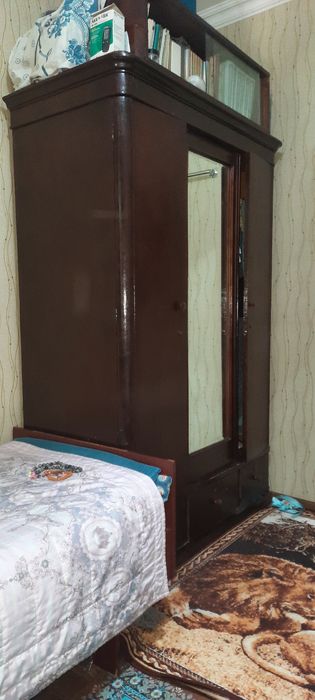 Продаётся 2 кроват и шифонер.