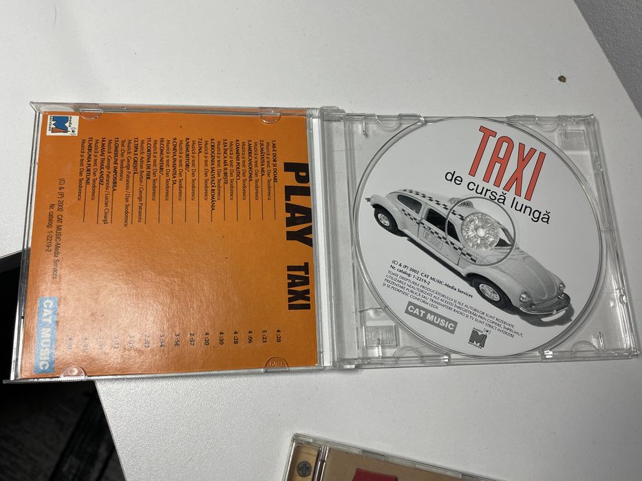 Set doua CD uri trupa Taxi - De Cursa Lunga 2002 + Taxi - Cele Doua Cuvinte 2011 Rock Muzica Romaneasca