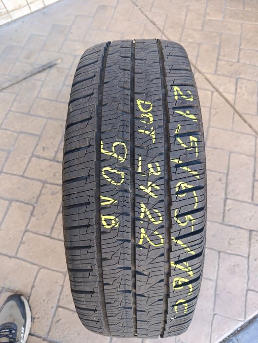 Всесезонни гуми Continental 215/65/16 C Dot 2022